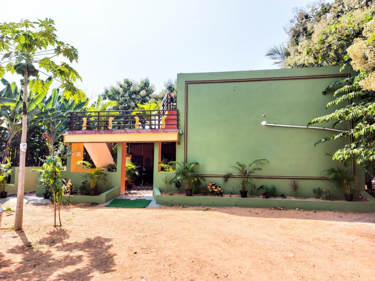 Banana Farm House Hampi Bagian luar foto